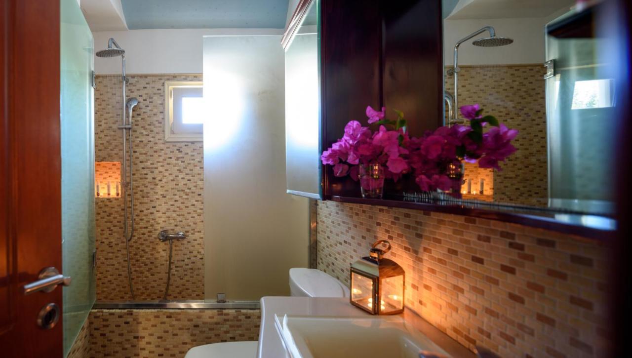 Villa Santorini *