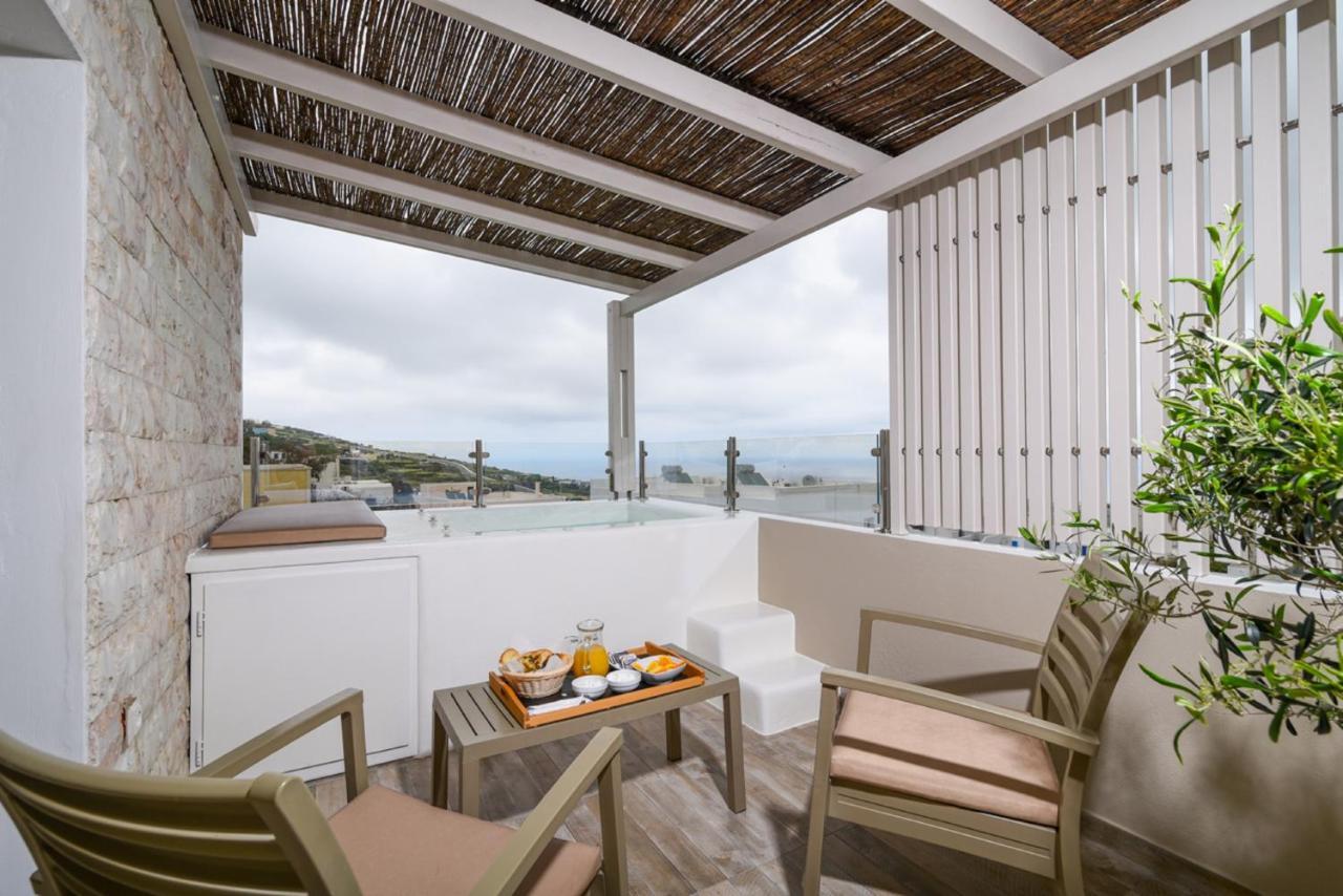 Villa Santorini *